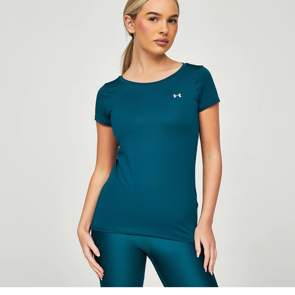 NEW Under Armour Short sleeve TOP